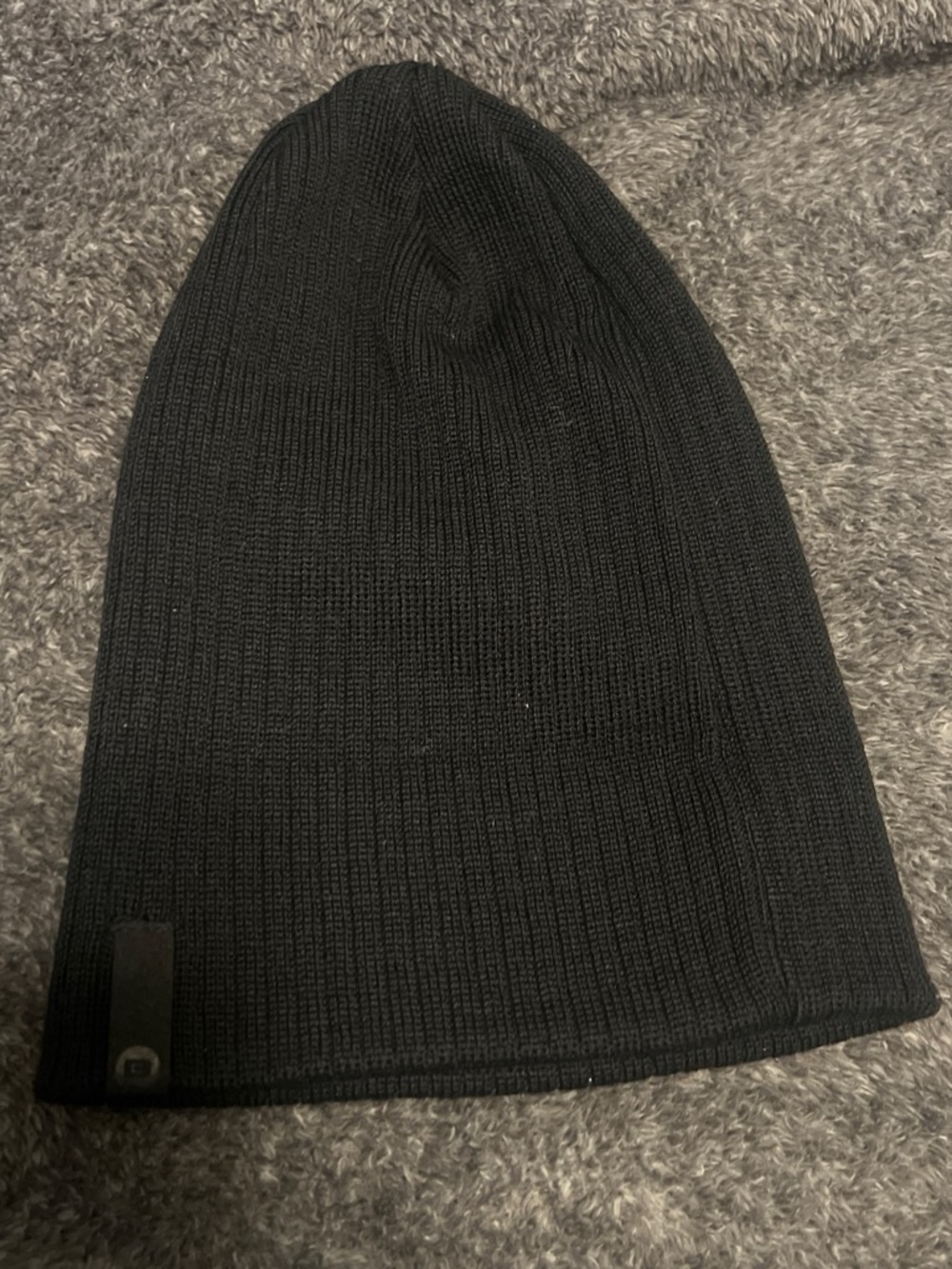 Women's Black Ribbed Knit Beanie Hat